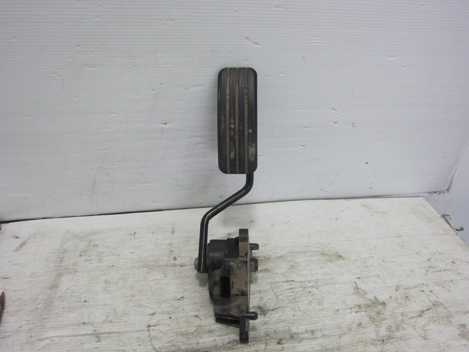 RENAULT Kangoo 1 generation (1998-2009) Akseleratoriaus (gazo) pedalas 8200436878 24926051