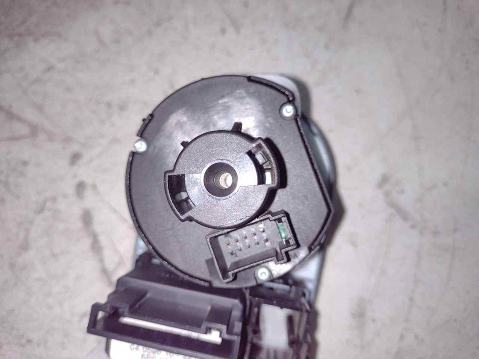 SEAT Leon 2 generation (2005-2012) Headlight Switch Control Unit 5P0919094A 21307861