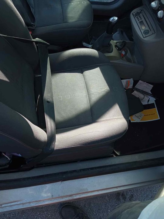 RENAULT Twingo 2 generation (2007-2014) Предна дясна седалка 25373341