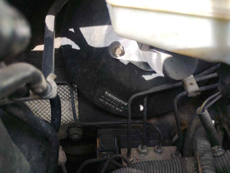 FORD Fiesta 5 generation (2001-2010) Bromsservoförstärkare 4S612B195KB 25335682