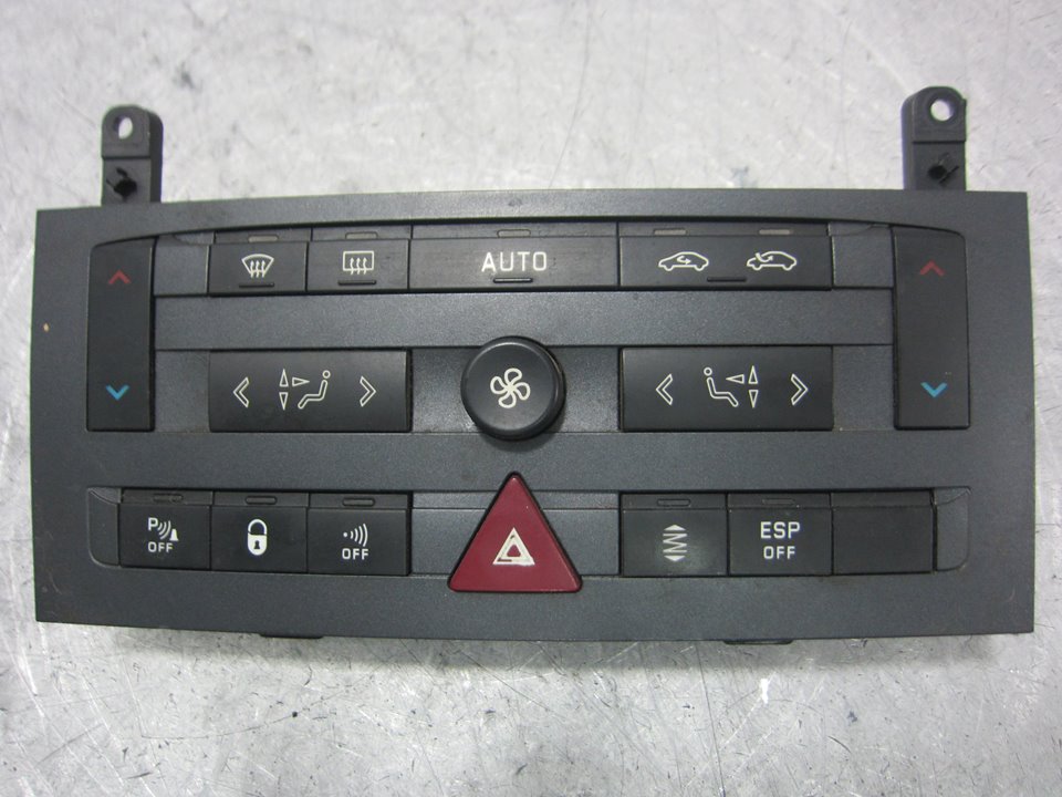 PEUGEOT 307 1 generation (2001-2008) Переключатель кнопок 96573322XA 25420370