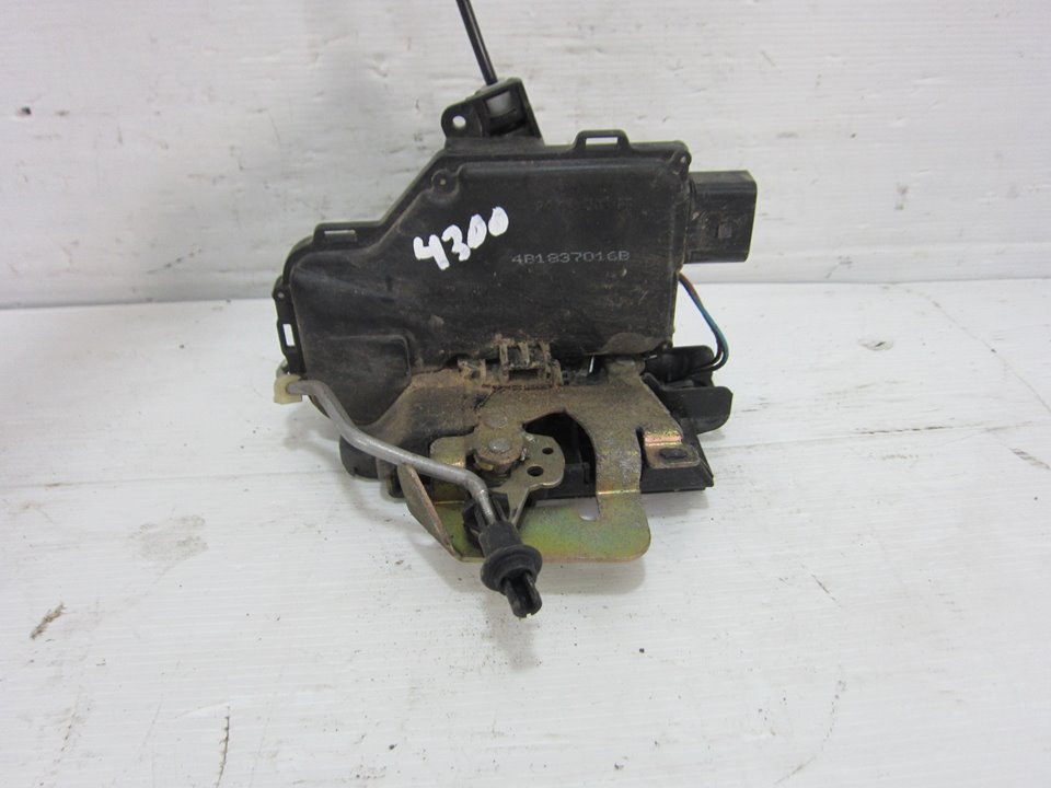 AUDI A6 C5/4B (1997-2004) Front Right Door Lock 4B0839016B 25088638