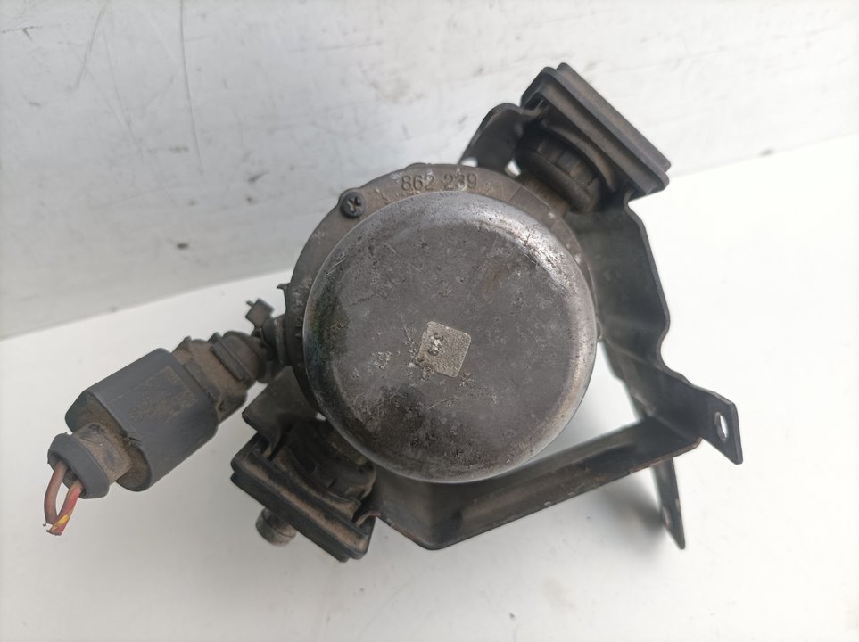 VOLKSWAGEN Passat B5 (1996-2005) Pompe à vide 8E0927317 24955583