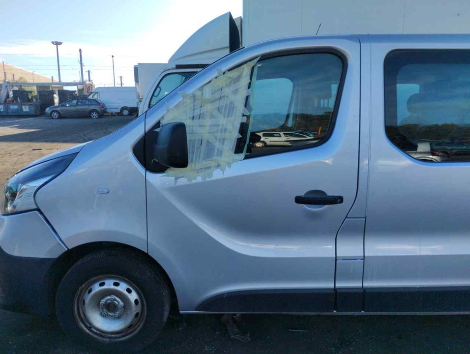 RENAULT Trafic 2 generation (2001-2015) Priekinės kairės durys 25179882