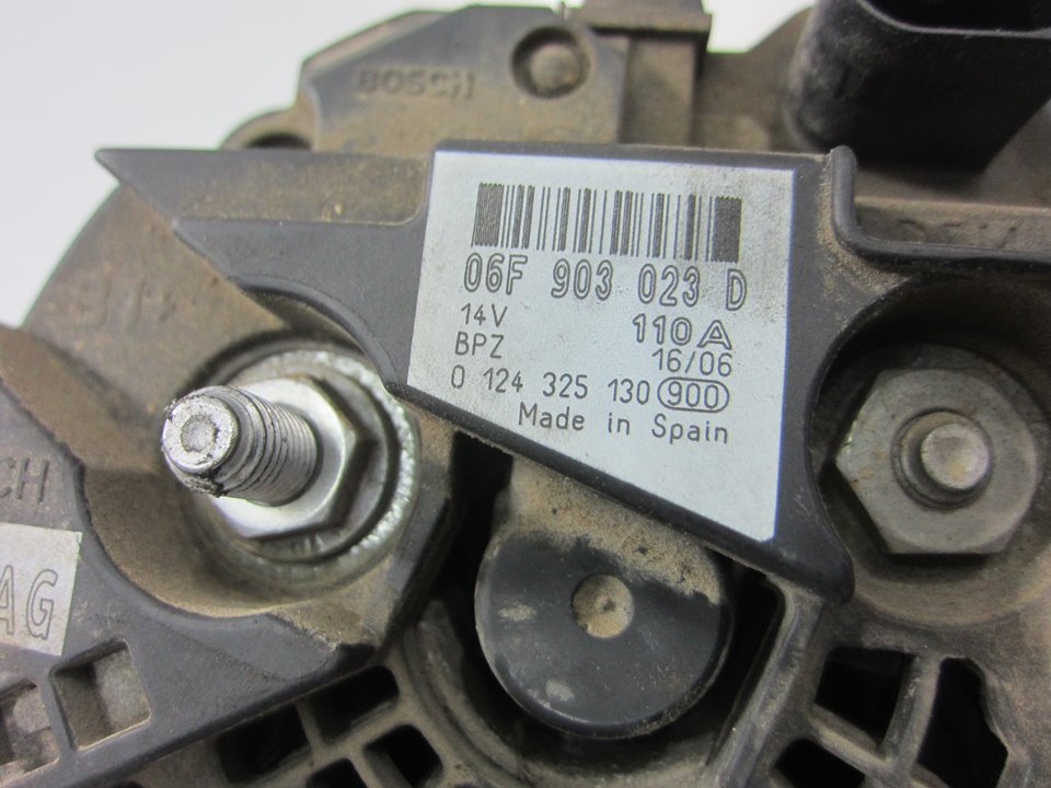 VAUXHALL Golf 5 generation (2003-2009) Alternator 0124325130 25088652