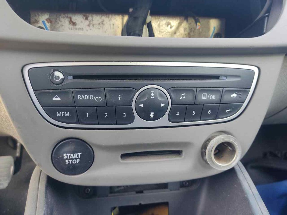 RENAULT Megane 3 generation (2008-2020) Music Player Without GPS 281150030R 21283760