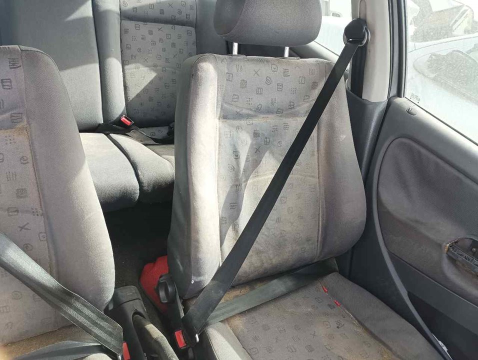 SEAT Ibiza 2 generation (1993-2002) Front Left Seatbelt 25337953