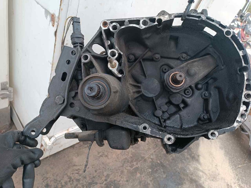 AUDI A6 C5/4B (1997-2004) Коробка передач JB1974 25757369