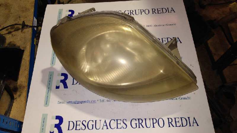 RENAULT Trafic 2 generation (2001-2015) Phare avant droit 7700311372 21273588