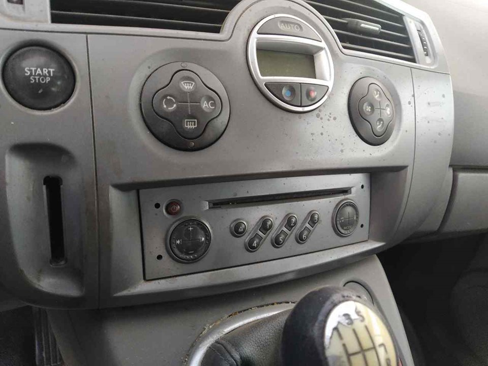DODGE B6/8E (2000-2005) Music Player Without GPS 25357987