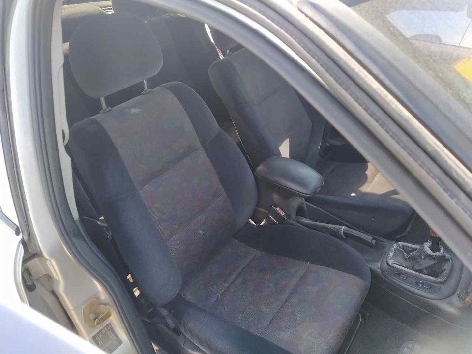 OPEL Vectra B (1995-1999) Front Right Seat 25343408