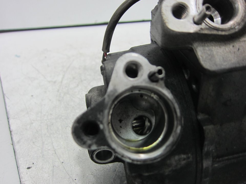 BMW 3 Series E90/E91/E92/E93 (2004-2013) Hасос кондиционера 6SBU14C 23806798