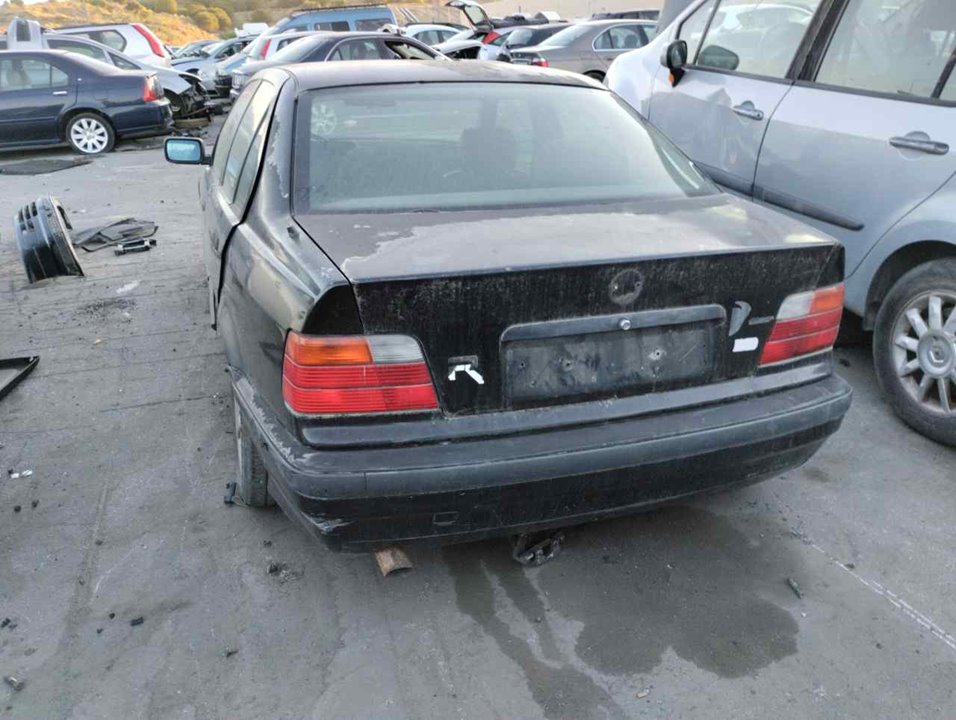 BMW 3 Series E36 (1990-2000) Priekinių dešinių durų veidrodžio stiklas E10217352 25388589