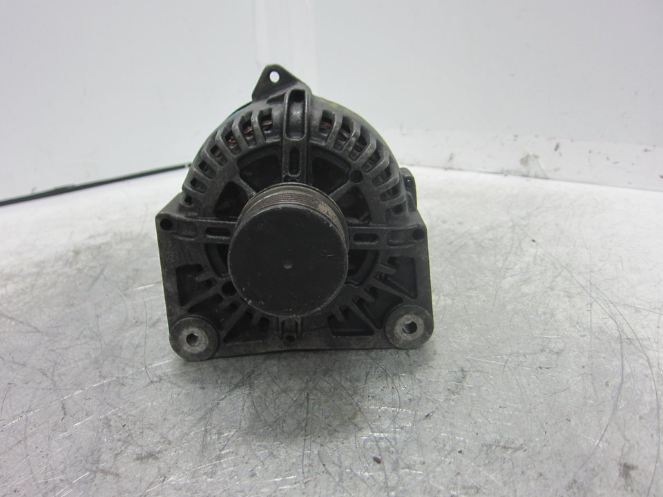 FIAT Laguna 2 generation (2001-2007) Alternator 8200386806 23243743