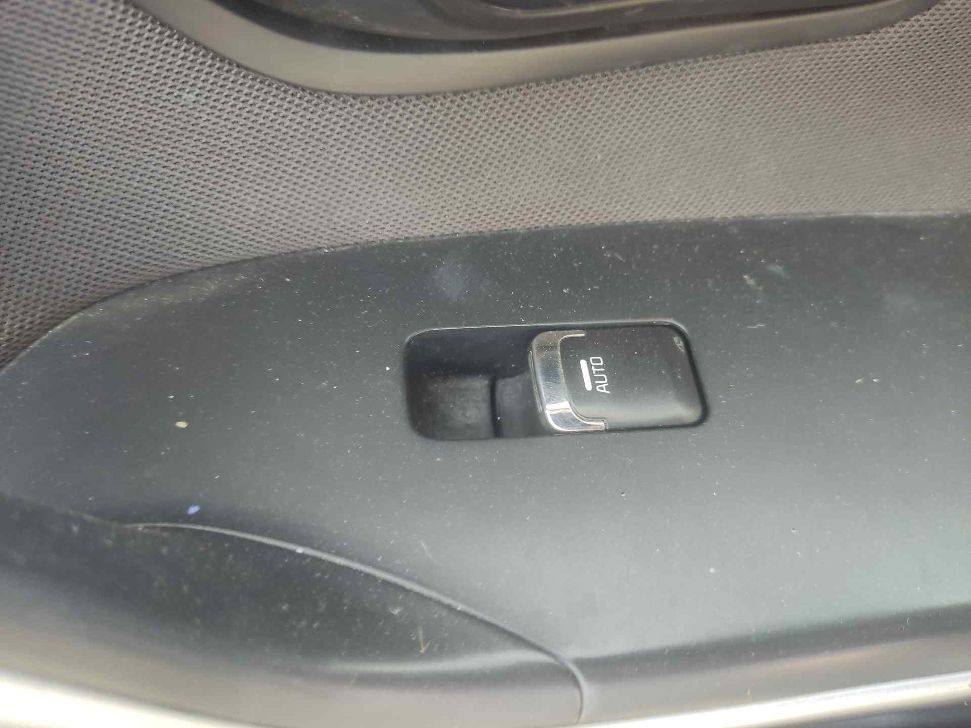 KIA Cee'd 2 generation (2012-2018) Front Right Door Window Switch 93580A2000WK 23558785