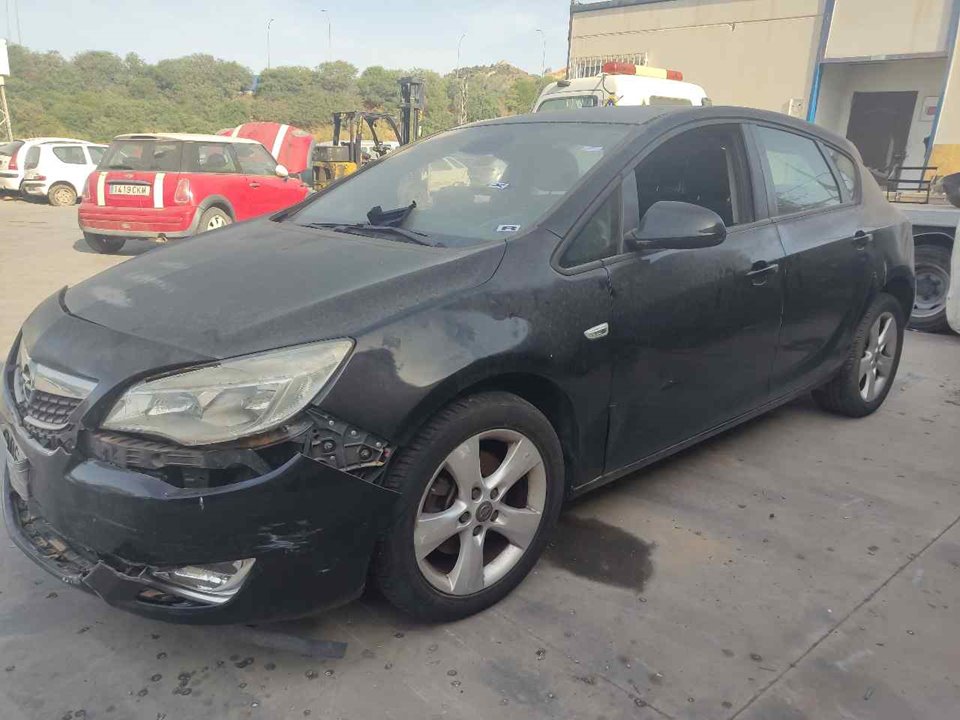 OPEL Astra J (2009-2020) Фонарь задний правый 13306460 21308394