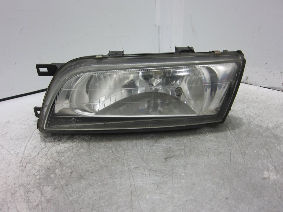 NISSAN Almera N15 (1995-2000) Front Left Headlight E139261 24885203