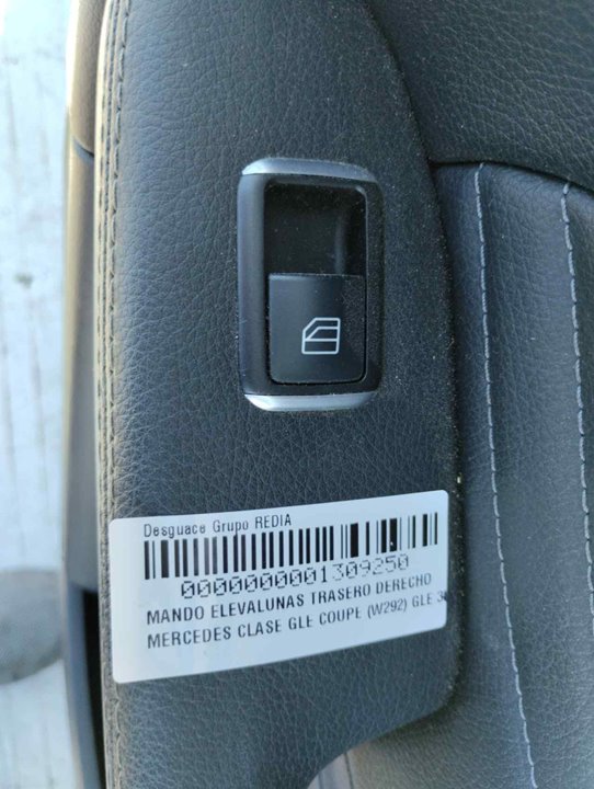 MERCEDES-BENZ GLE W166 (2015-2018) Rear Right Door Window Control Switch 24959530