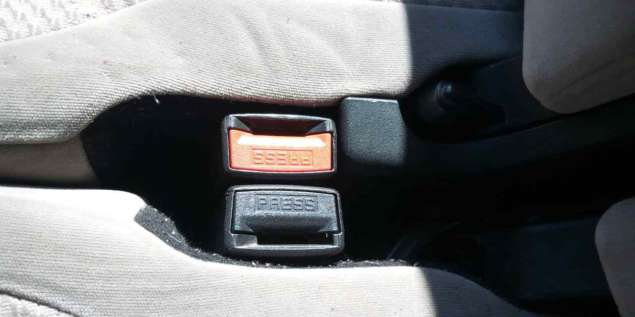 CITROËN C4 Picasso 1 generation (2006-2013) Front Right Seat Buckle 25438978