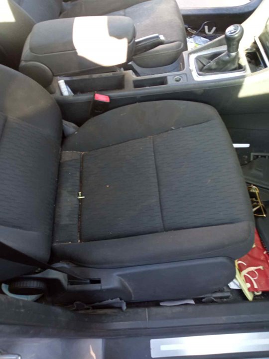 AUDI A4 B7/8E (2004-2008) Front Right Seat 25413860