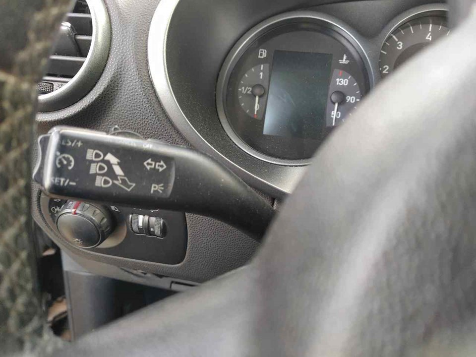 SEAT Leon 2 generation (2005-2012) Turn switch knob 25375177