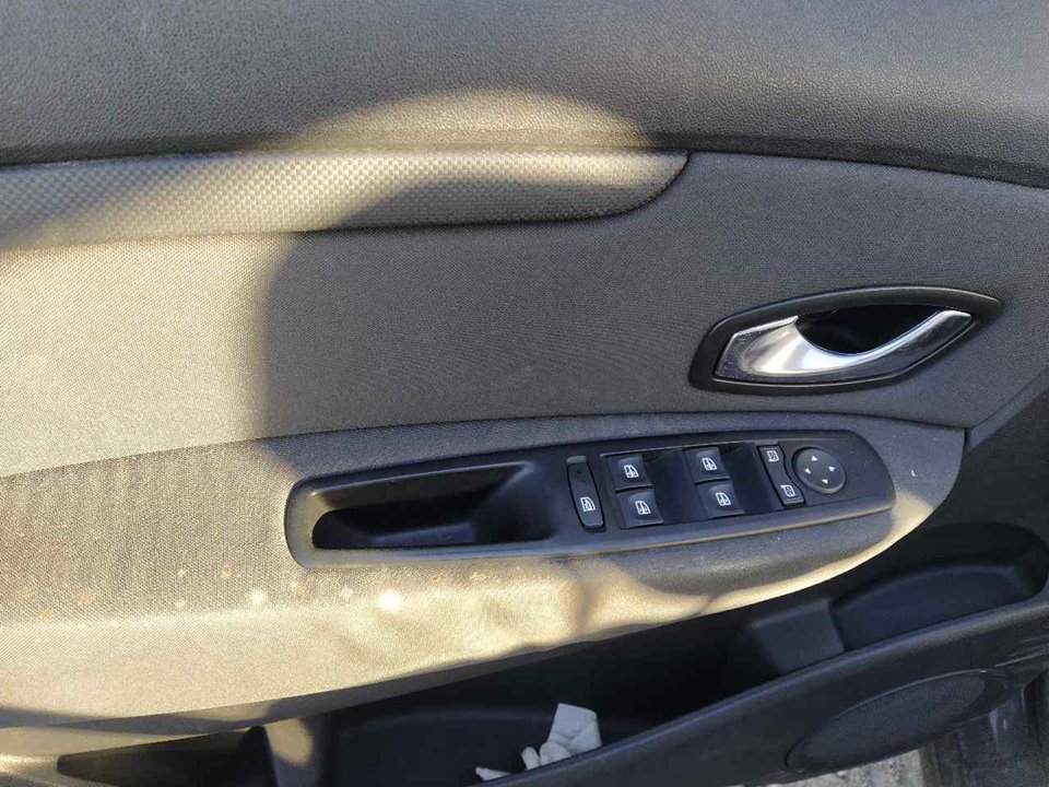 BMW Scenic 3 generation (2009-2015) Front Left Door Window Switch 156018070 24961557