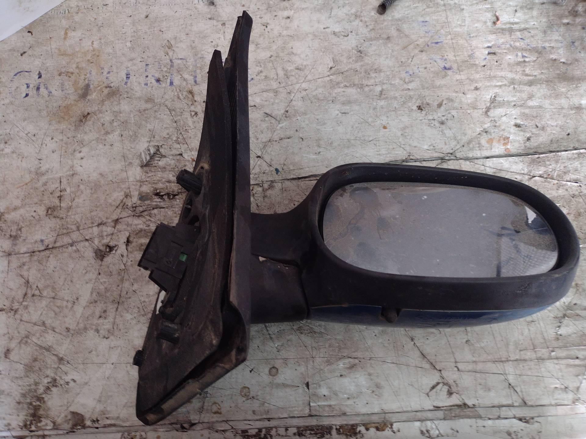RENAULT Clio 2 generation (1998-2013) Right Side Wing Mirror 018011 21276879
