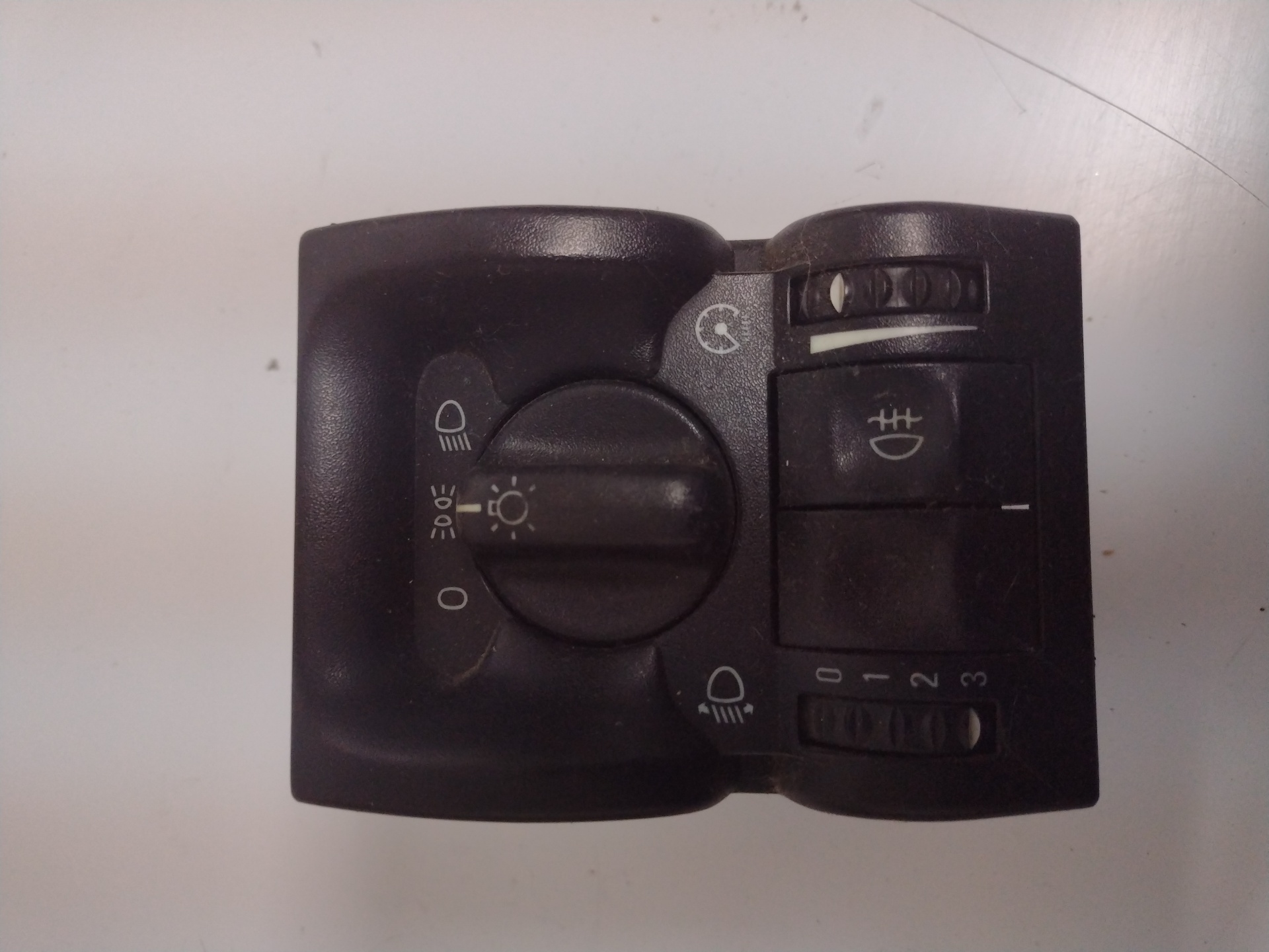OPEL Vectra B (1995-1999) Headlight Switch Control Unit 90504968 21279750