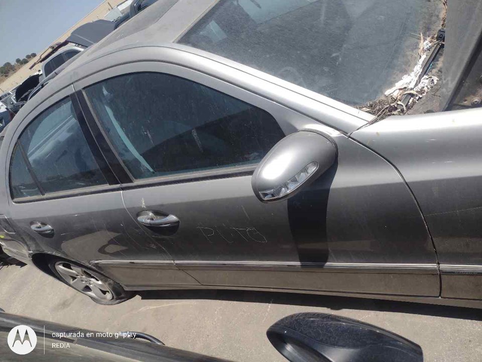 TOYOTA E-Class W211/S211 (2002-2009) Front Right Door A2117201405 25064151