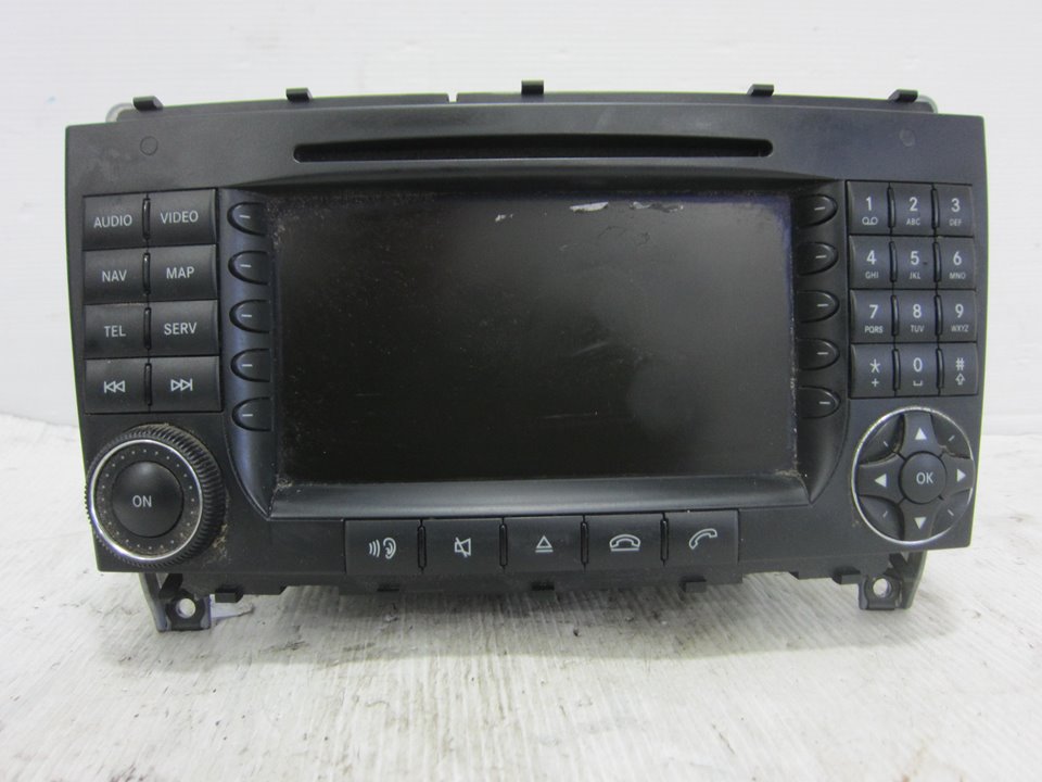 MERCEDES-BENZ CLK AMG GTR C297 (1997-1999) Muzikos grotuvas su navigacija A2098205489 24908733