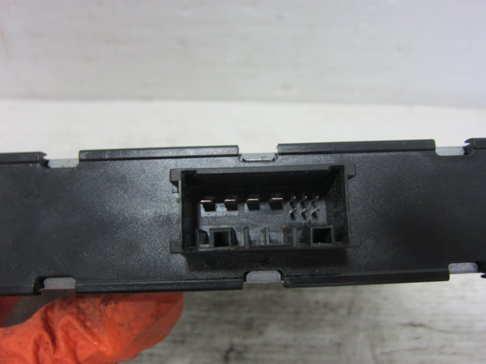 BMW 3 Series E90/E91/E92/E93 (2004-2013) Alte unități de control 8ES00947920 24925731