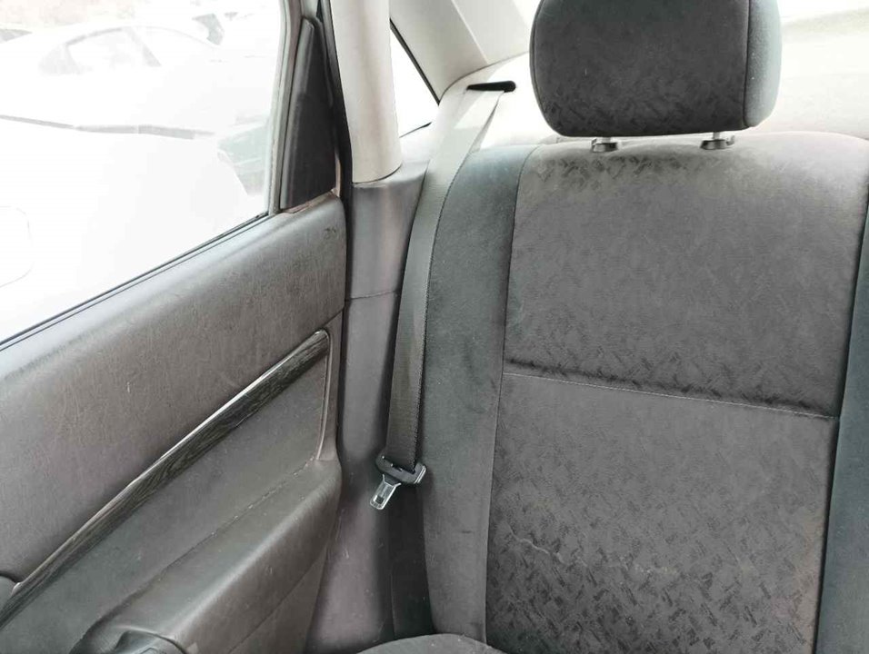 FORD Focus 1 generation (1998-2010) Rear Right Seatbelt 25338110