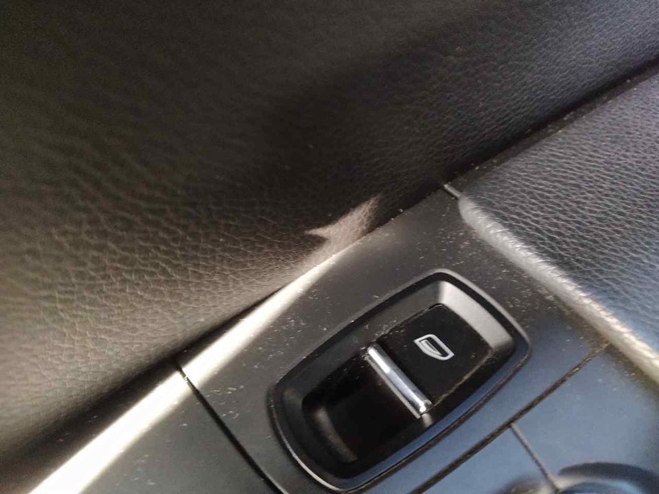 PORSCHE Cayenne 958 (2010-2018) Превключвател за управление на прозореца на задната дясна врата 25322720