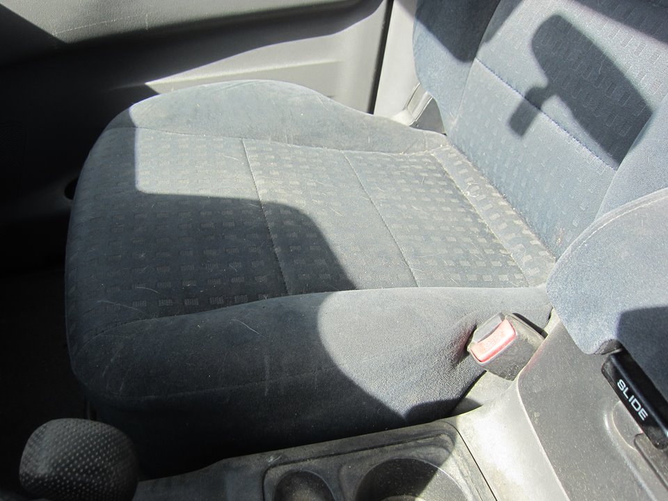 VOLKSWAGEN LT 1 generation (1975-1995) Front Right Seat 25342349