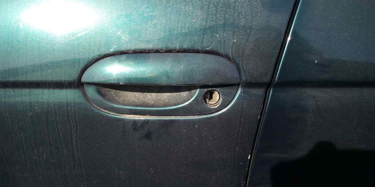 BMW 5 Series E39 (1995-2004) Poignée extérieure de porte avant gauche 25372861