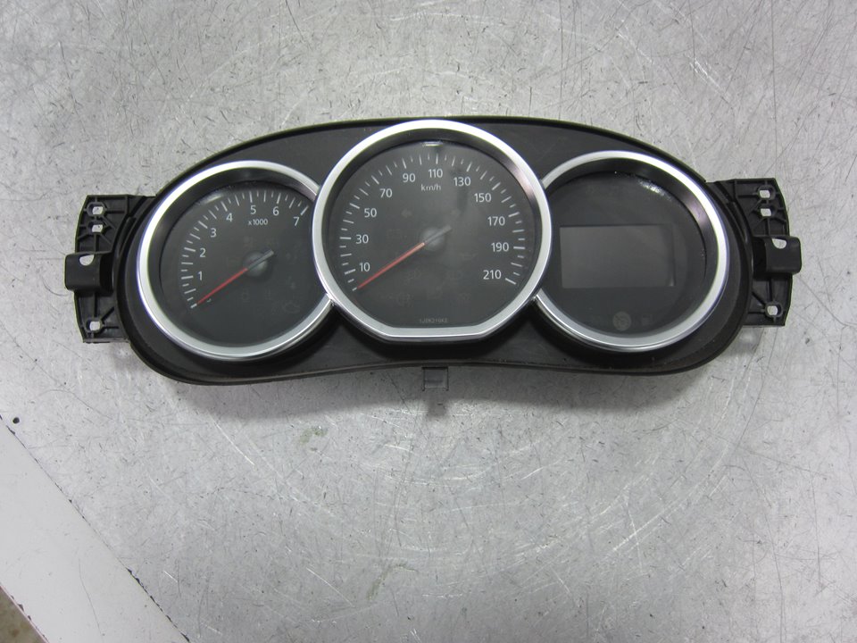 DACIA Duster 1 generation (2010-2017) Speedometer 248103023R 24936856