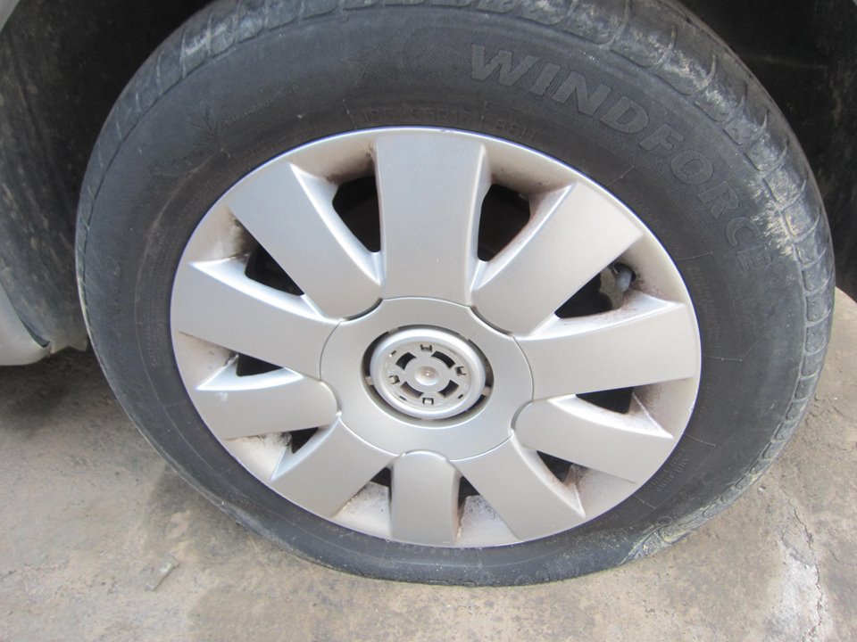 CITROËN Xsara Picasso 1 generation (1999-2010) Rear Left Wheel Hub 25343139