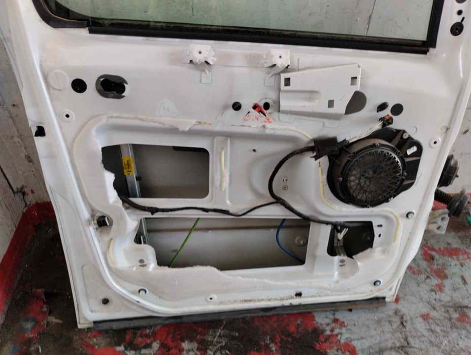 CITROËN Jumpy 2 generation (2007-2016) Front Left Door 12888U9 25756091