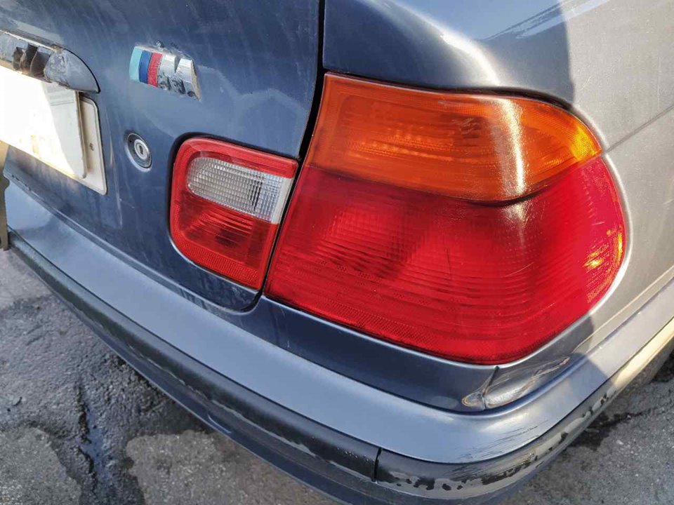 BMW 3 Series E46 (1997-2006) Bakre høyre baklys 25362617