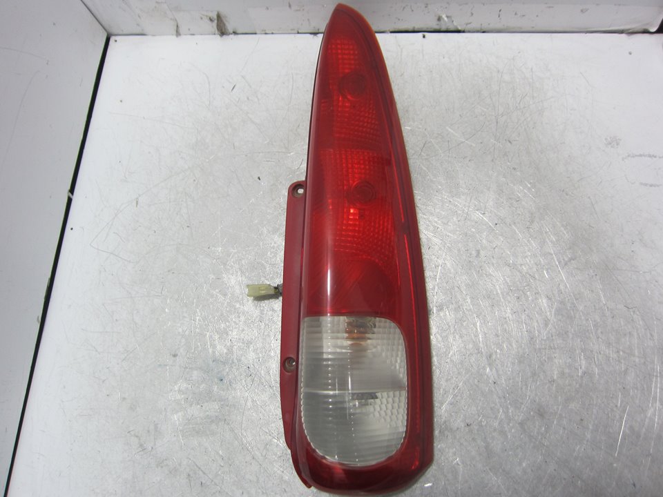 FORD Rezzo 1 generation (2004-2009) Rear Right Taillight Lamp 300527R 25319691