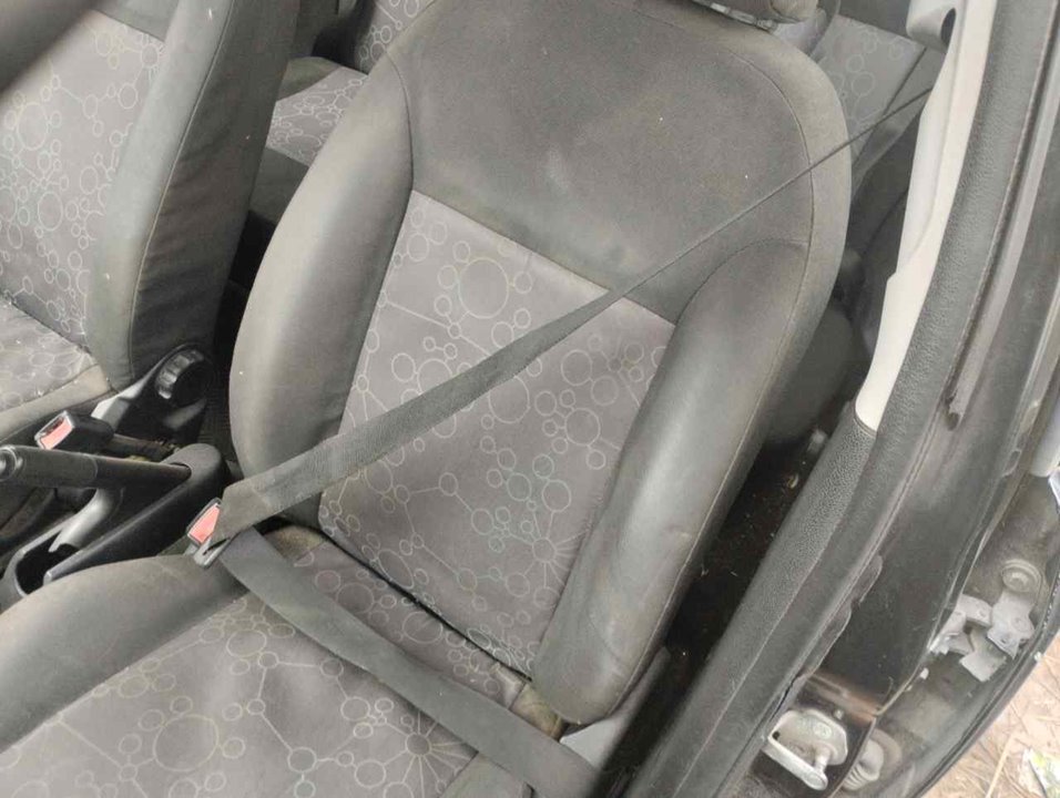 FORD Fiesta 5 generation (2001-2010) Front Left Seatbelt 6356771 25335624