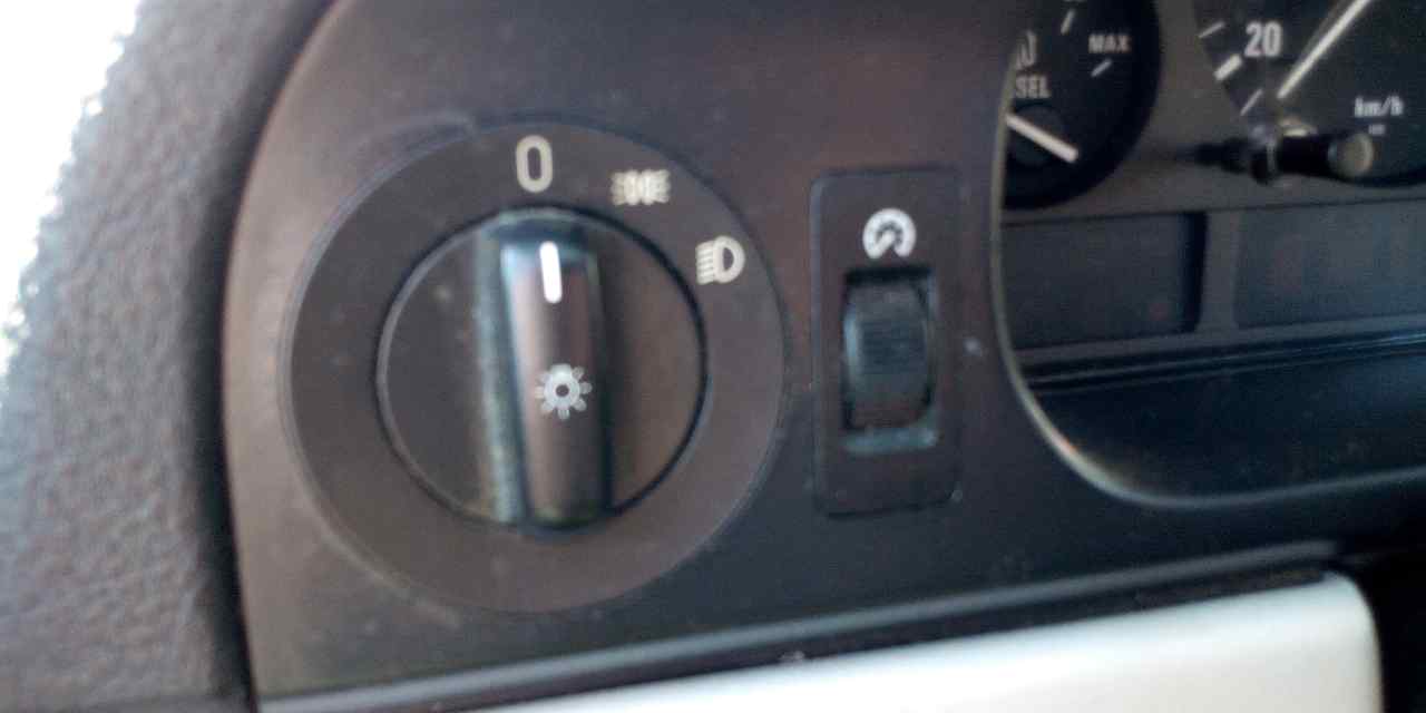 BMW 5 Series E39 (1995-2004) Headlight Switch Control Unit 25372860