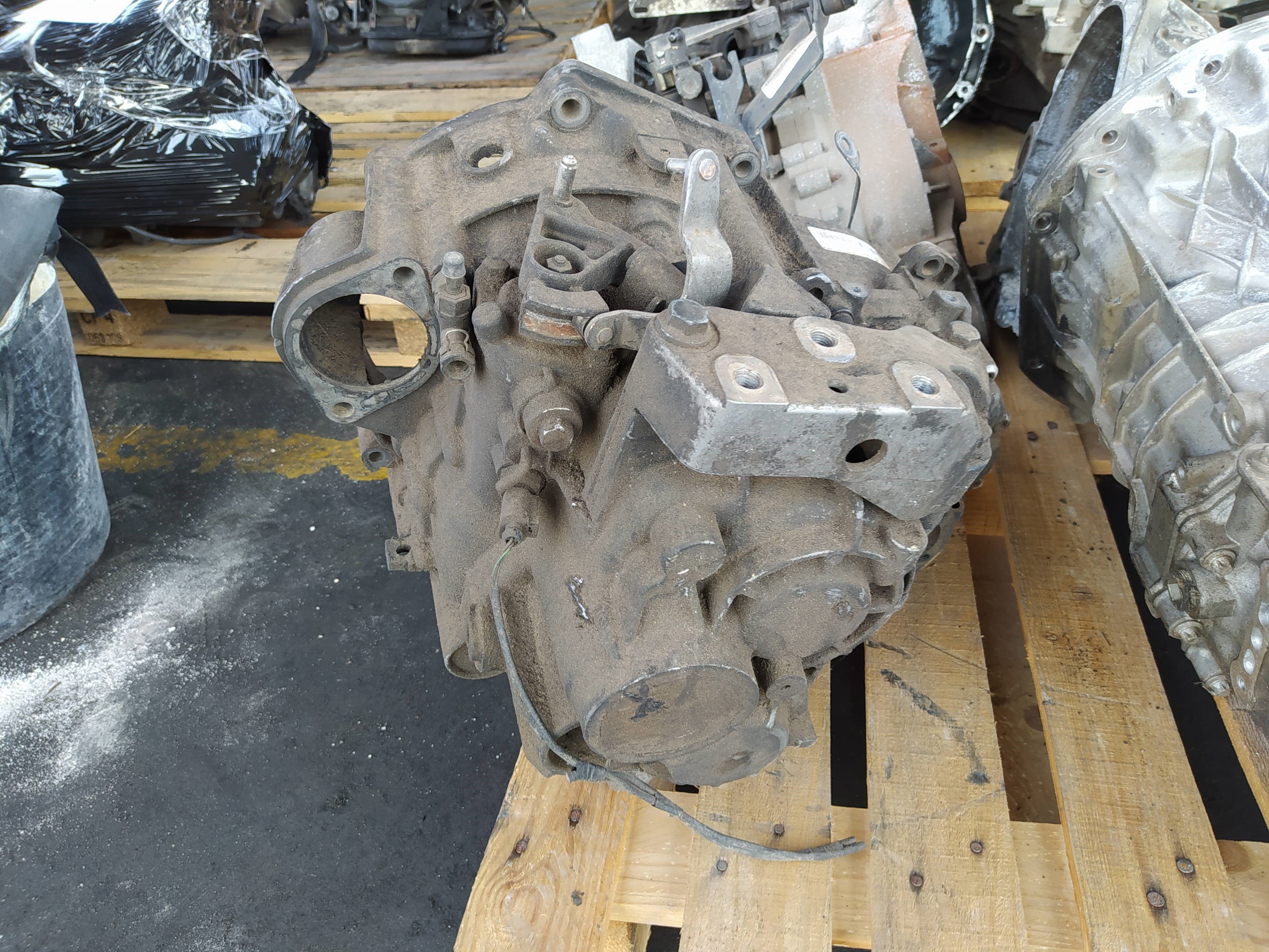 SEAT Leon 2 generation (2005-2012) Gearbox GRF 21276037