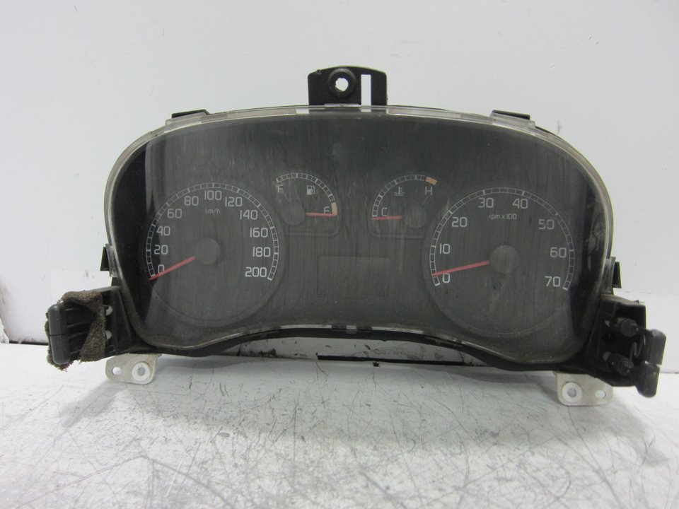 FIAT Punto 3 generation (2005-2020) Compteur de vitesse 51703280 25088451