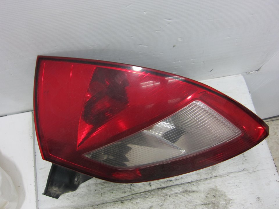 RENAULT Megane 2 generation (2002-2012) Rear Right Taillight Lamp 8200073237 24964958