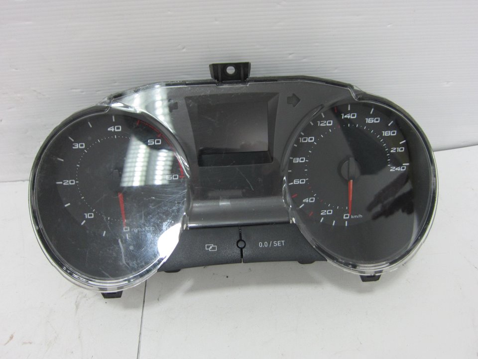 SEAT Ibiza 3 generation (2002-2008) Speedometer 6J0920801A 24937855