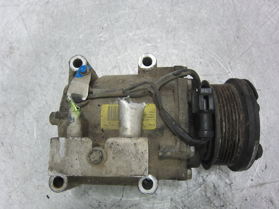 FORD Fiesta 5 generation (2001-2010) Hасос кондиционера YS4H-19D629-AC 24938407