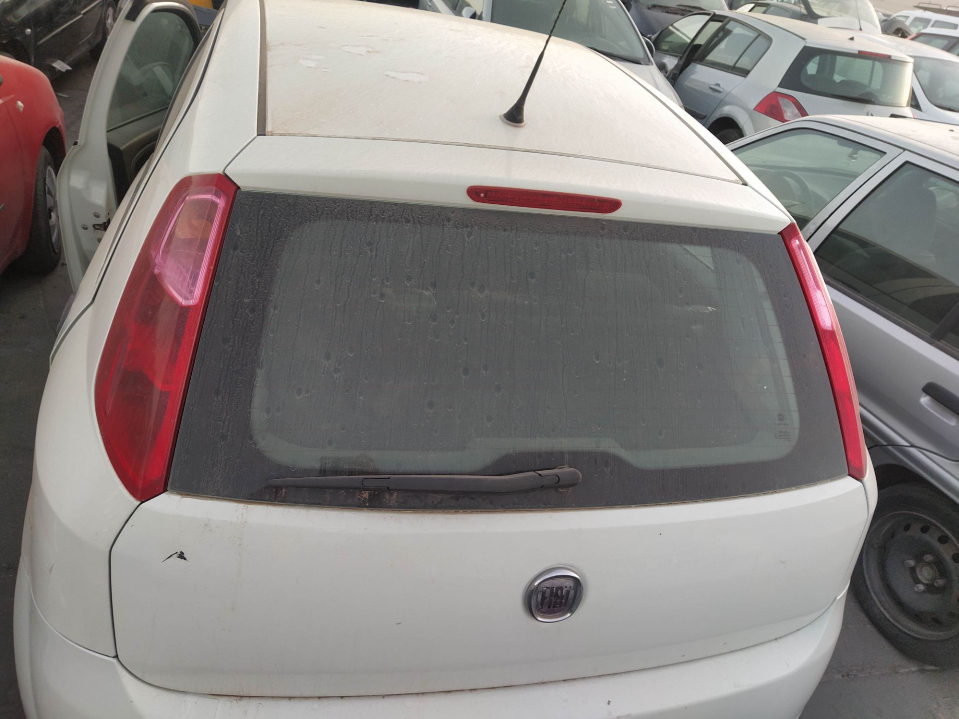 FIAT Punto 3 generation (2005-2020) Бачок глушителя задний 25764769