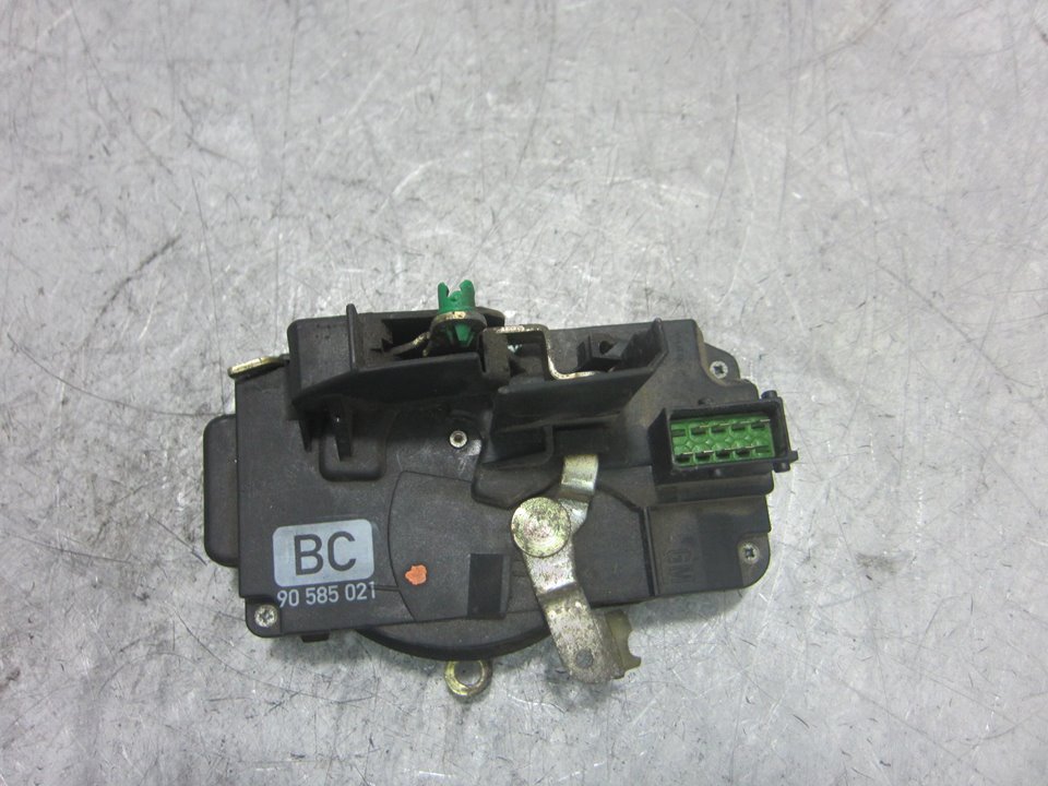 OPEL Vectra B (1995-1999) Front Left Door Lock 90585021 24925753