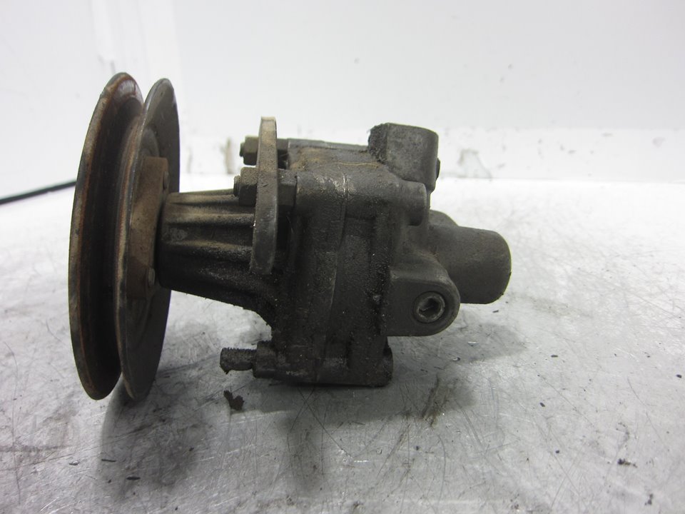 AUDI 80 B3 (1986-1992) Power Steering Pump 7681955128 24816336